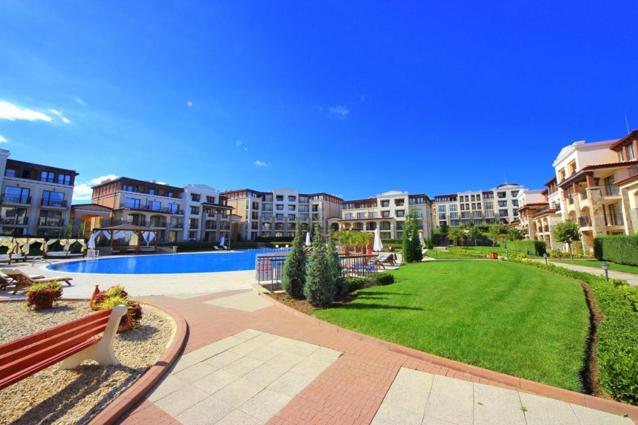 Green Life Beach Resort Apartment Sosopol Exterior foto